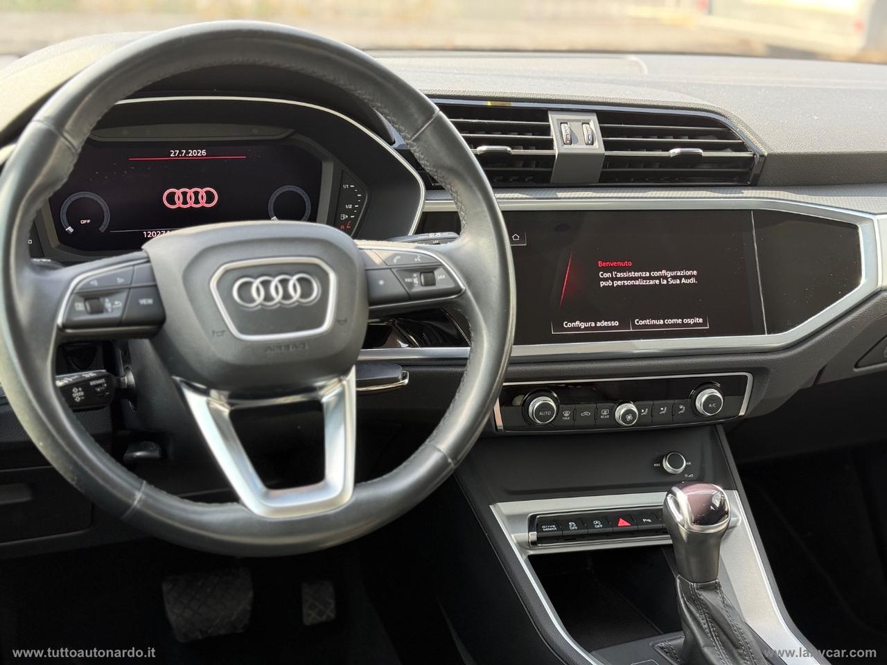 AUDI Q3 SPB 35 TDI quattro S tr. Ident. Black