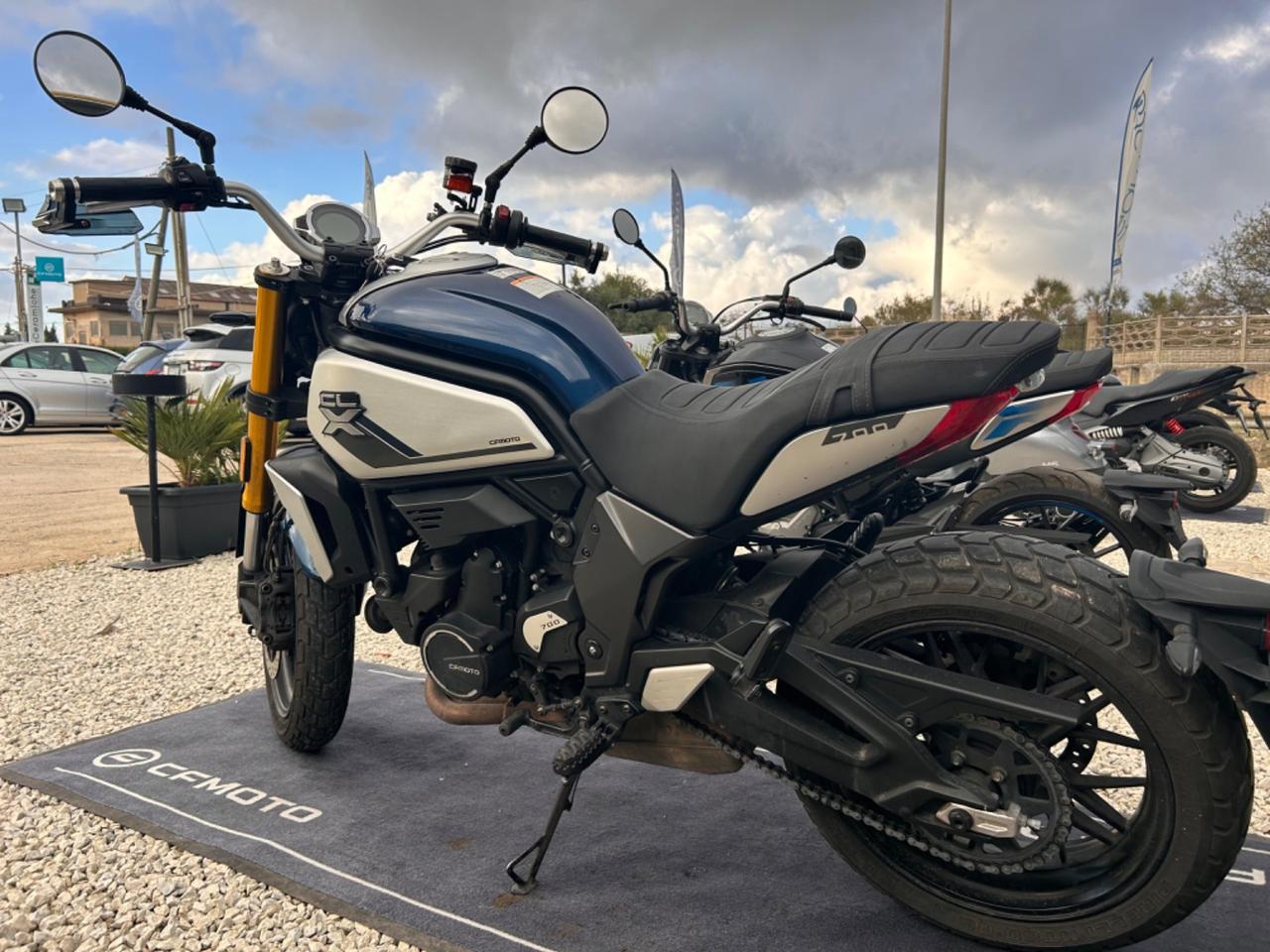 Cf Moto 700CL-X HERITAGE