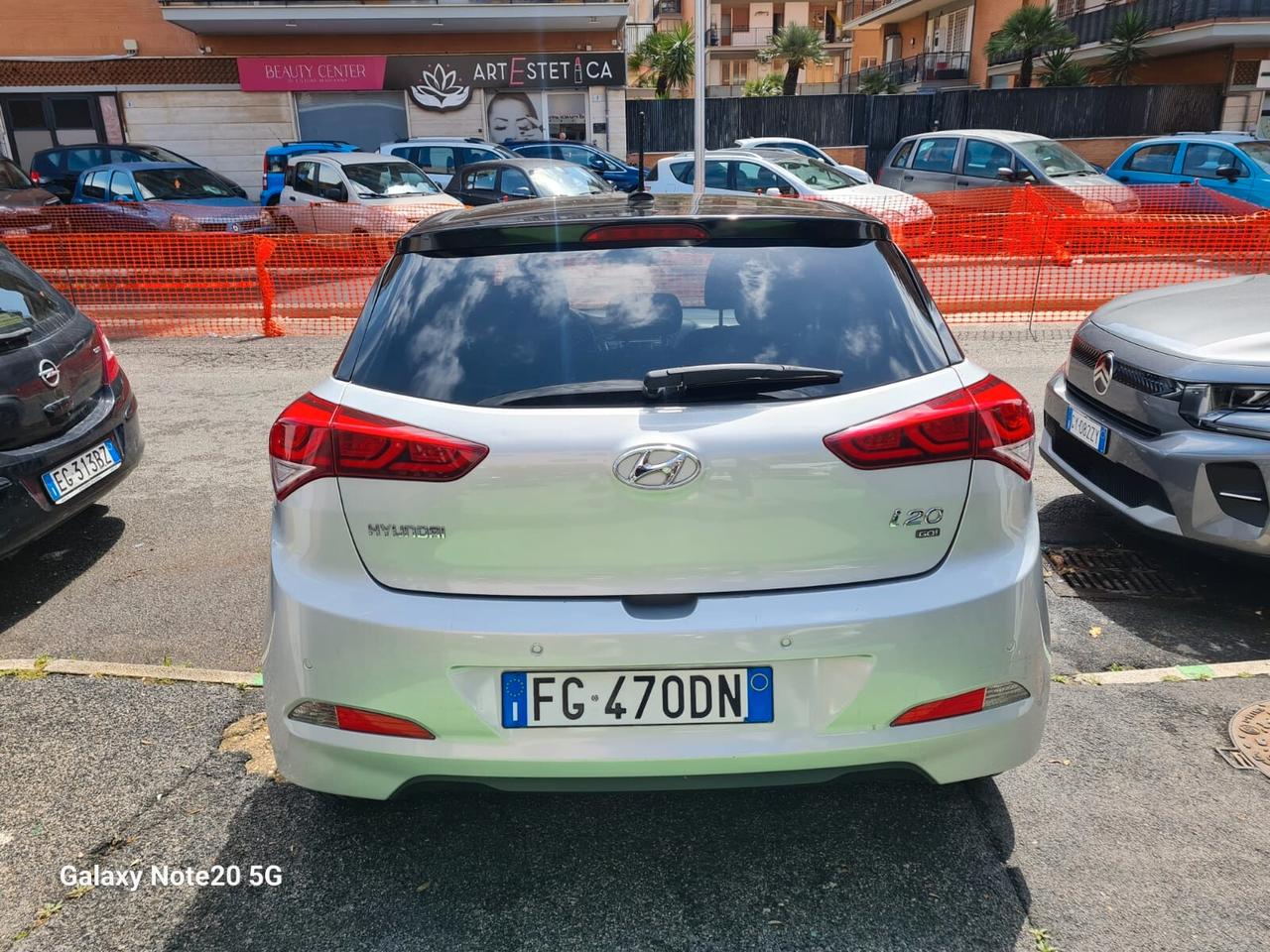 Hyundai i20 1.4 CRDi 5p. Active X-Possible tetto led