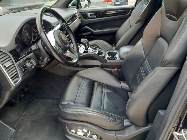 PORSCHE Cayenne 3.0 V6