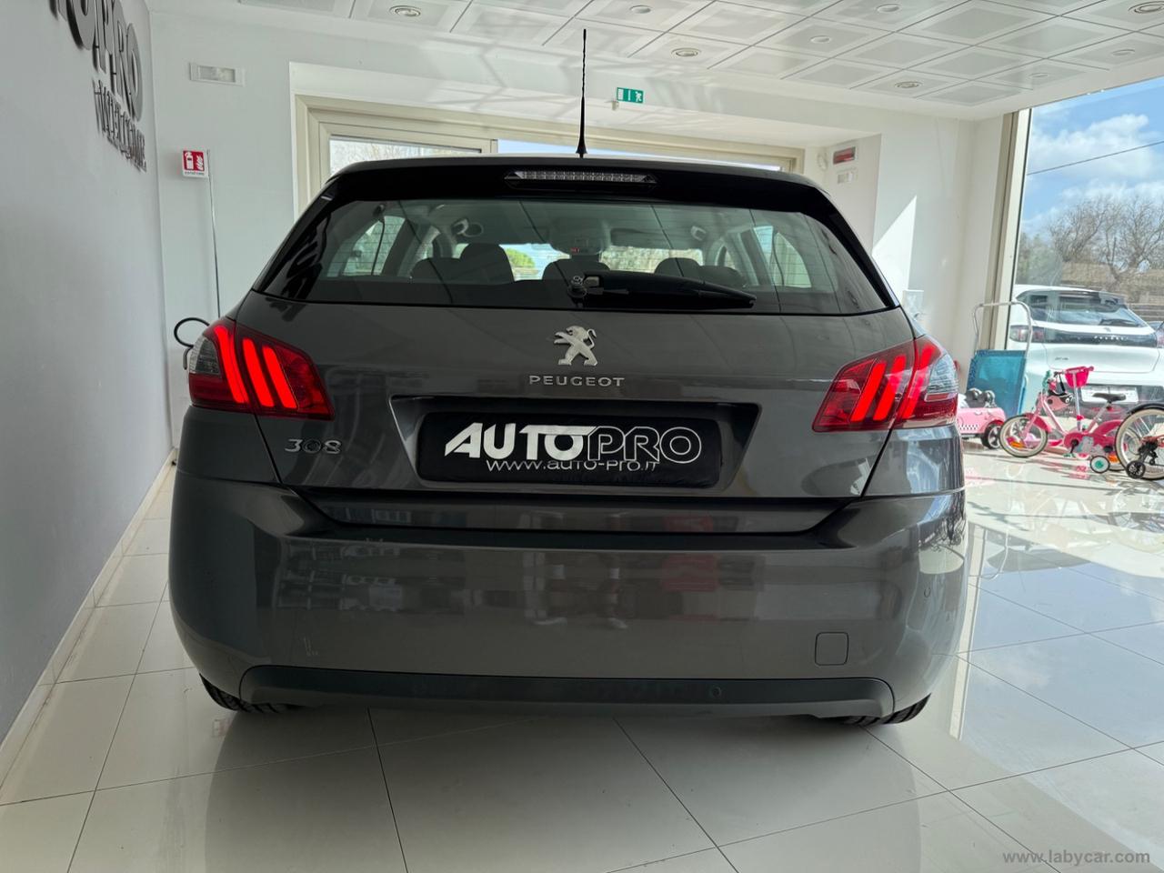 PEUGEOT 308 BlueHDi 130 S&S Active Business