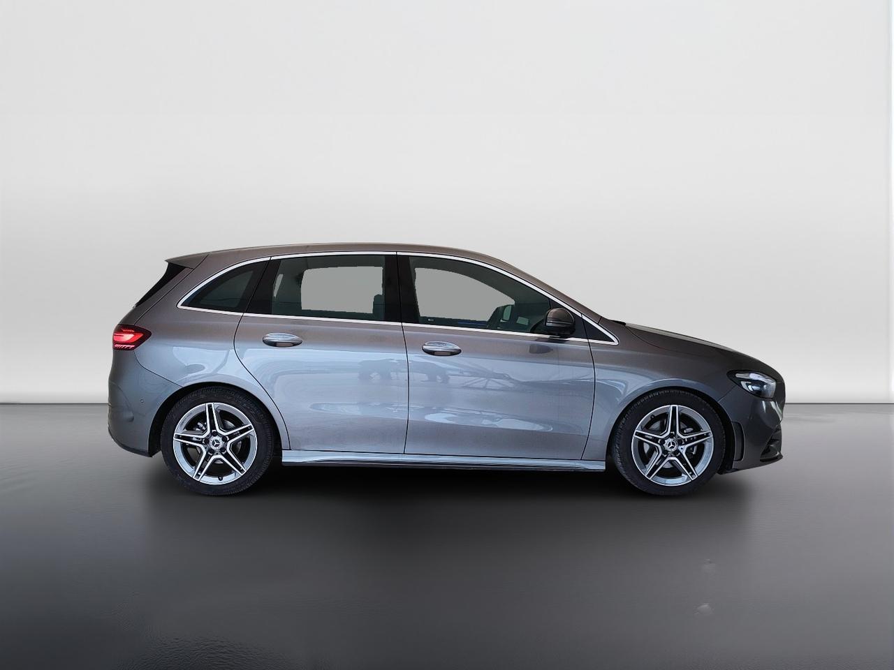Mercedes-Benz Classe B - W247 2023 - B 180 d AMG Line Advanced Plus auto