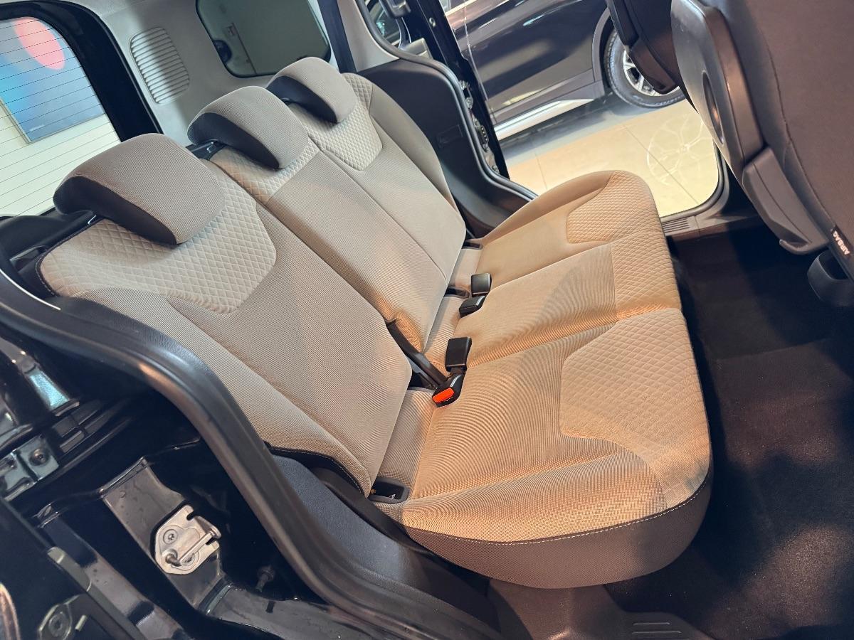 FORD Tourneo Courier 1.5 TDCI 95 CV Autocarro 5 Posti