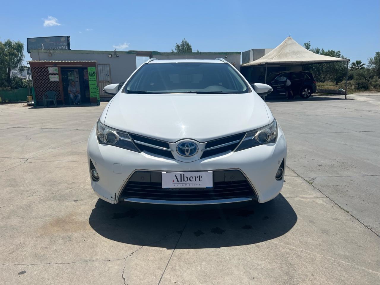 Toyota Auris Touring Sports 1.8 Hybrid Lounge