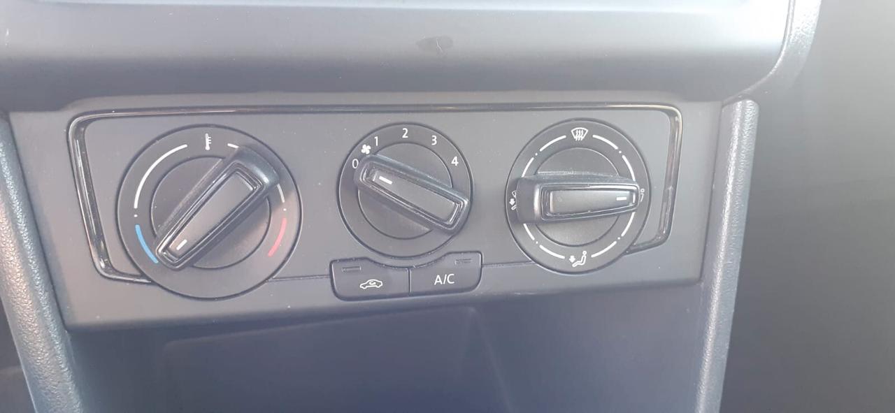 Volkswagen Polo 2015 - 1.4 TDI Lb automobili