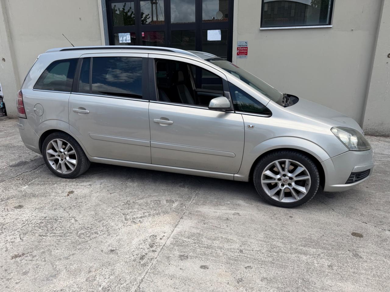 Opel Zafira 1.9 CDTI 120CV Cosmo