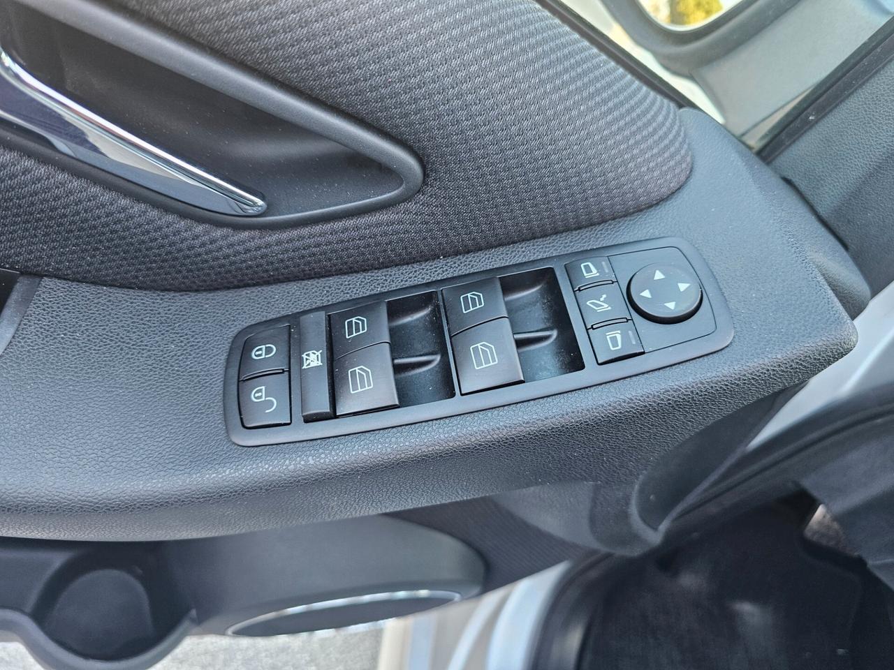 MERCEDES B180 CDI 109CV PREMIUM AUTOMATIK