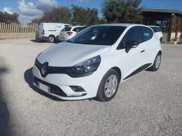 Renault Clio van