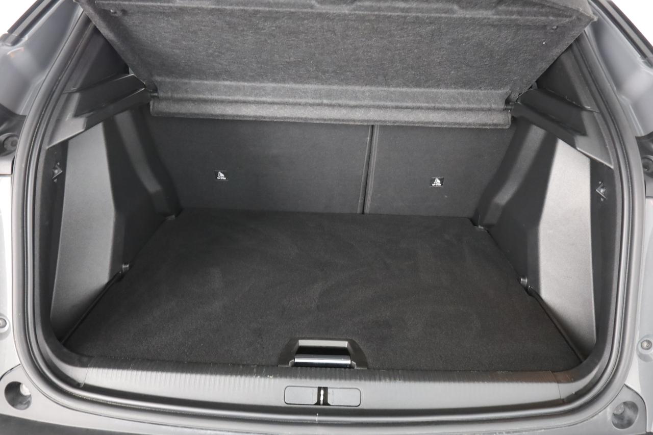 PEUGEOT 2008 2ª serie 2008 Hybrid 136 e-DCS6 GT