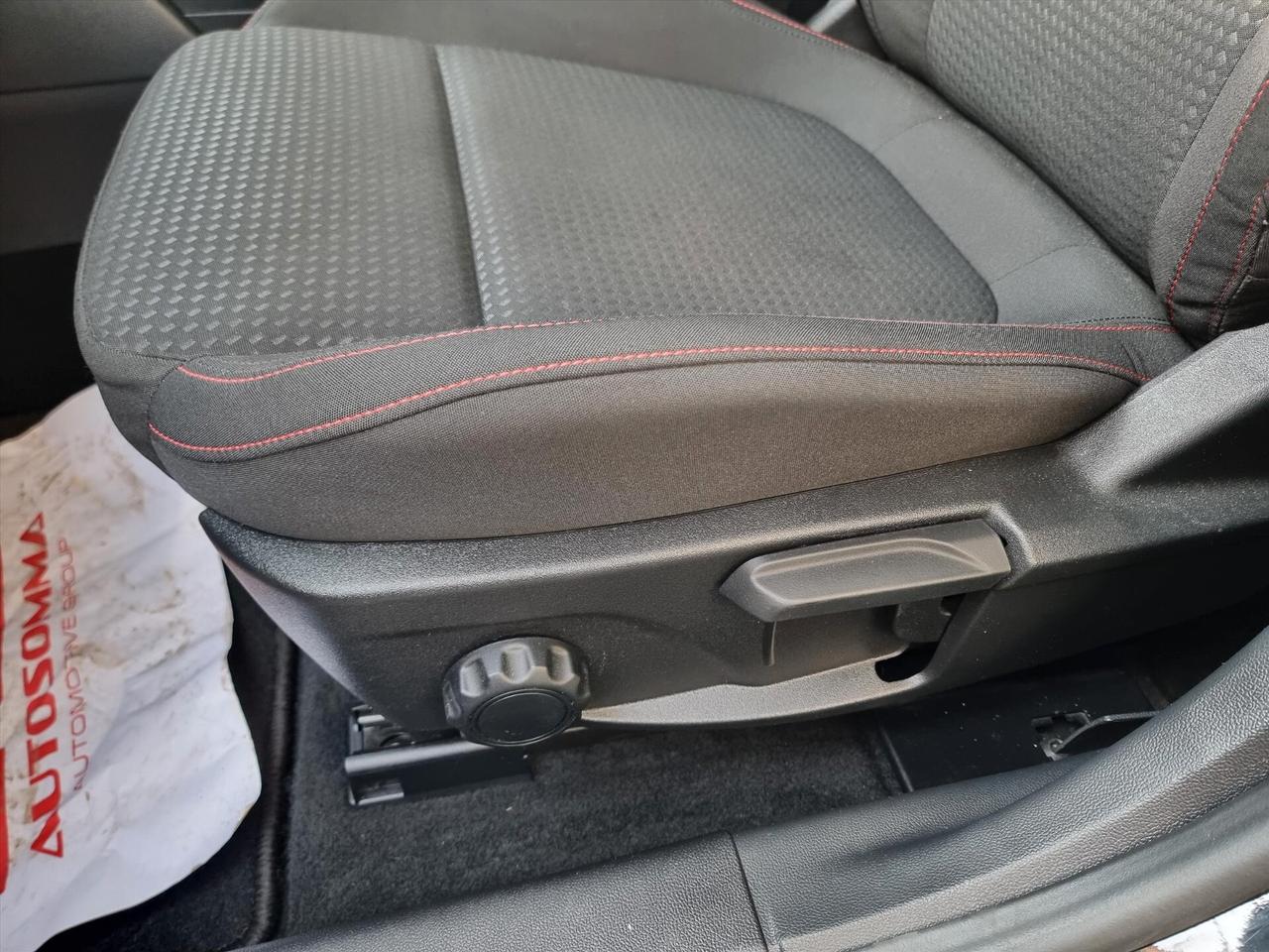 Ford Focus 1.5 EcoBlue 120 CV automatico SW ST-Line Co-Pilot NESSUN OBBLIGO FINANZIARIO