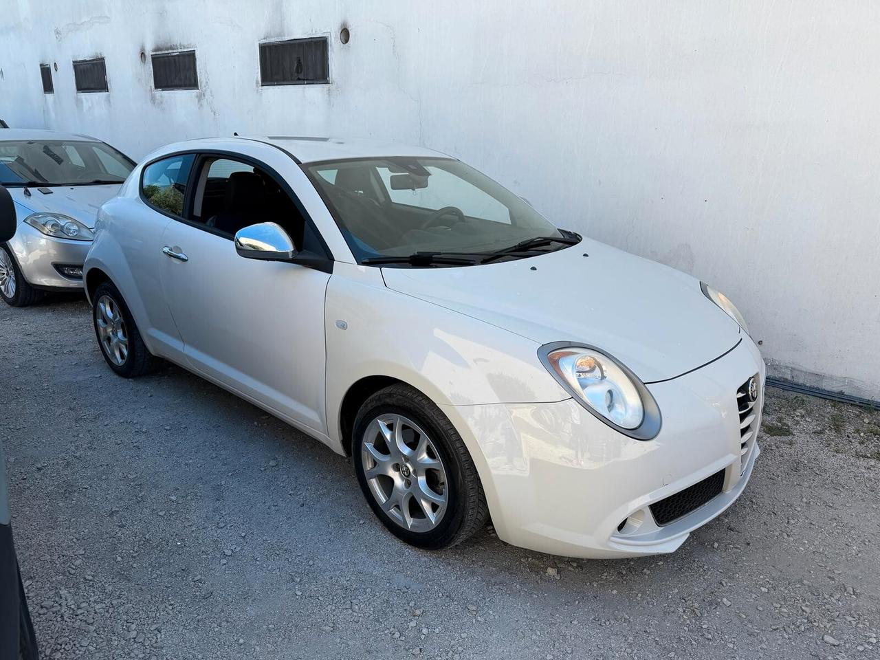 Alfa Romeo MiTo 1.3 JTDm-2 95 CV S&S Distinctive-11/2011