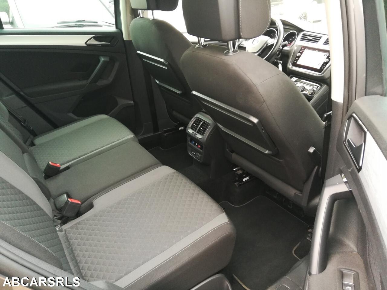 VOLKSWAGEN - Tiguan - 2.0 TDI DSG 4MOTION Business