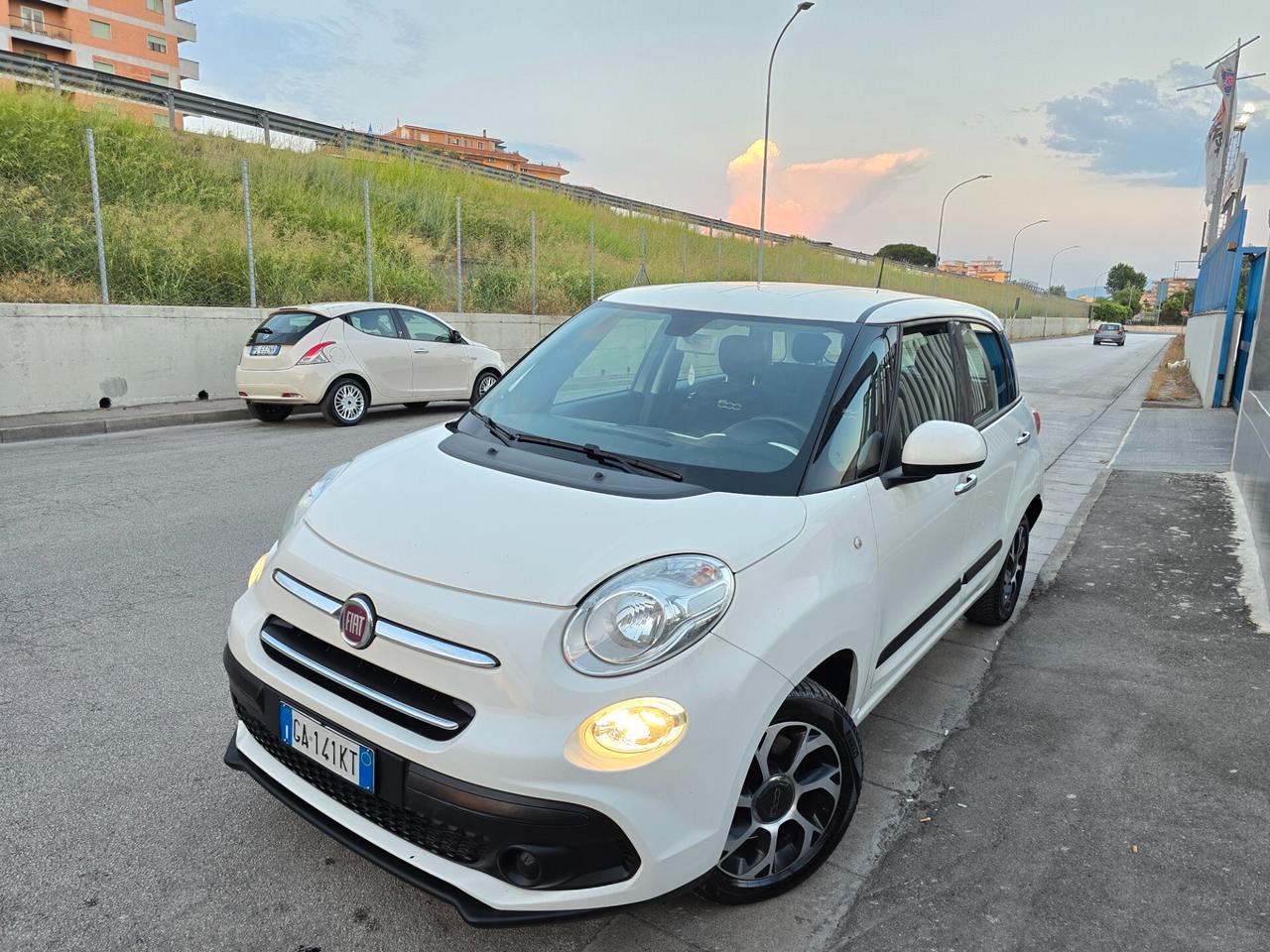 Fiat 500L 1.6 Multijet 120 CV Mirror