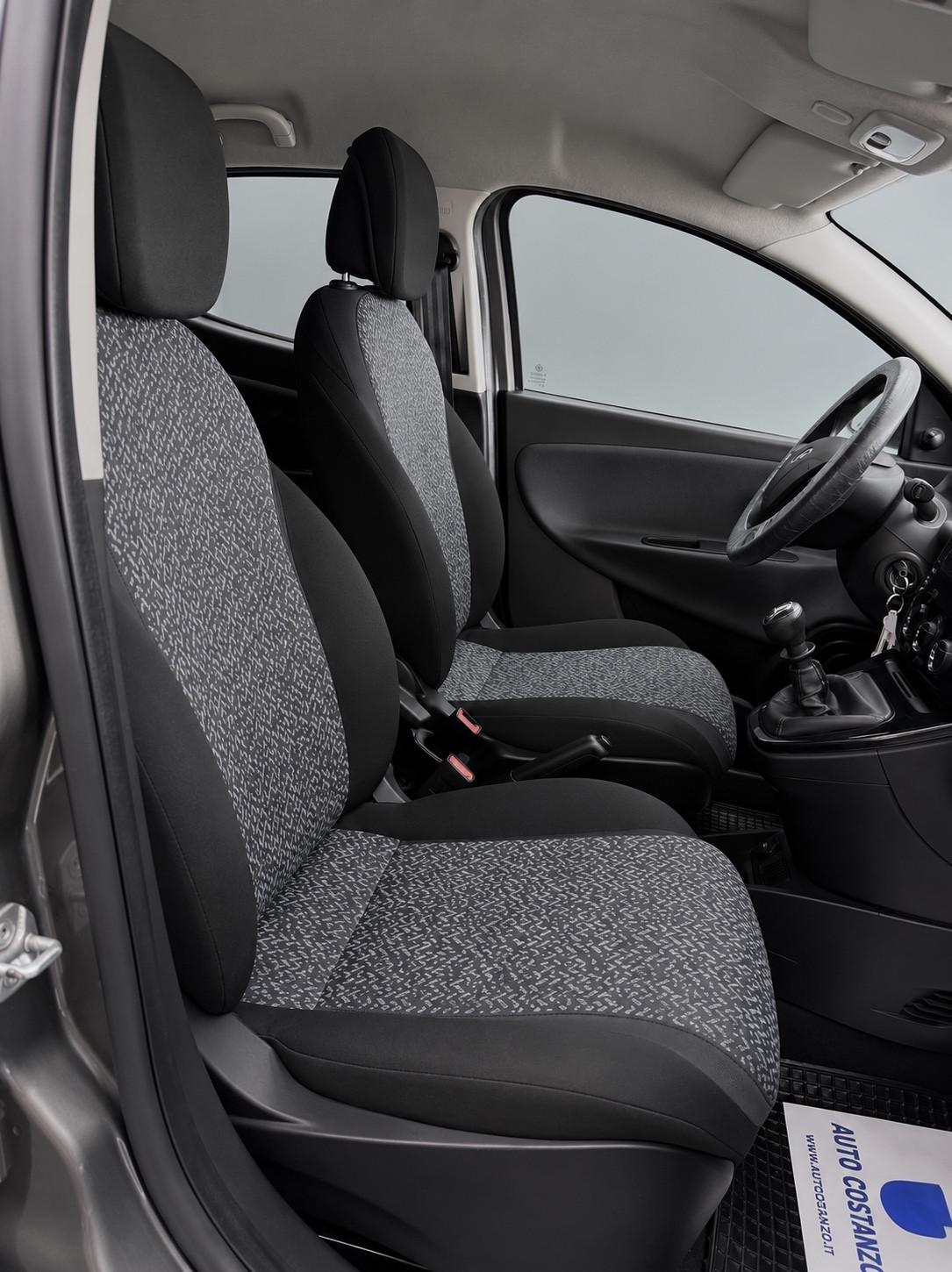 Lancia Ypsilon 1.0 Hybrid Ecochic Gold 2022