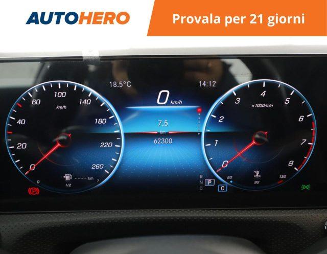 MERCEDES-BENZ A 180 Automatic Premium