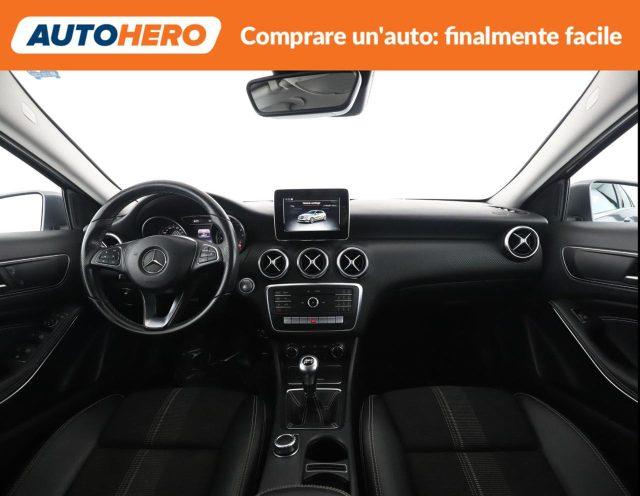 MERCEDES-BENZ A 180 d Sport