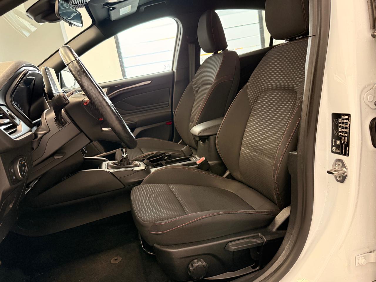 Ford Focus 5 Porte Focus 1.5 ecoblue ST-Line s&s 120cv