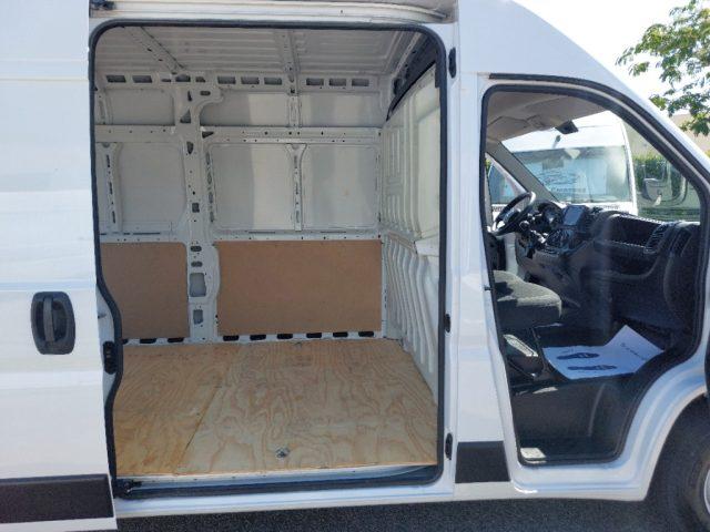 FIAT Ducato 33 2.2 Mjt 120CV PLM-TM Furgone