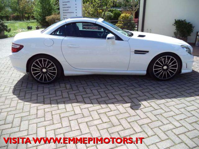 MERCEDES-BENZ SLK 250 d Premium