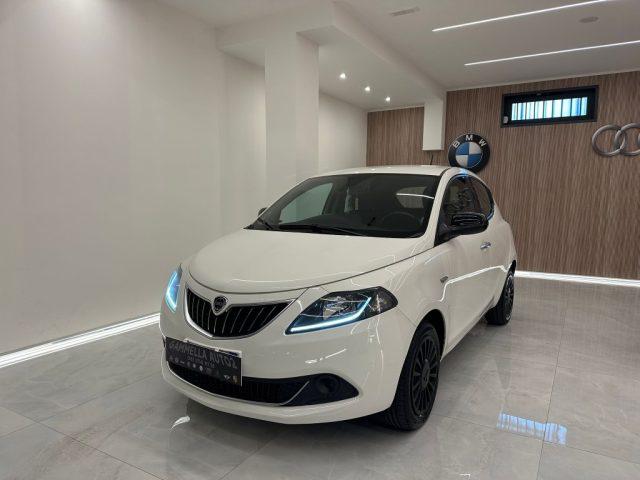 LANCIA Ypsilon 1.0 FireFly 5 porte S&S Hybrid Silver