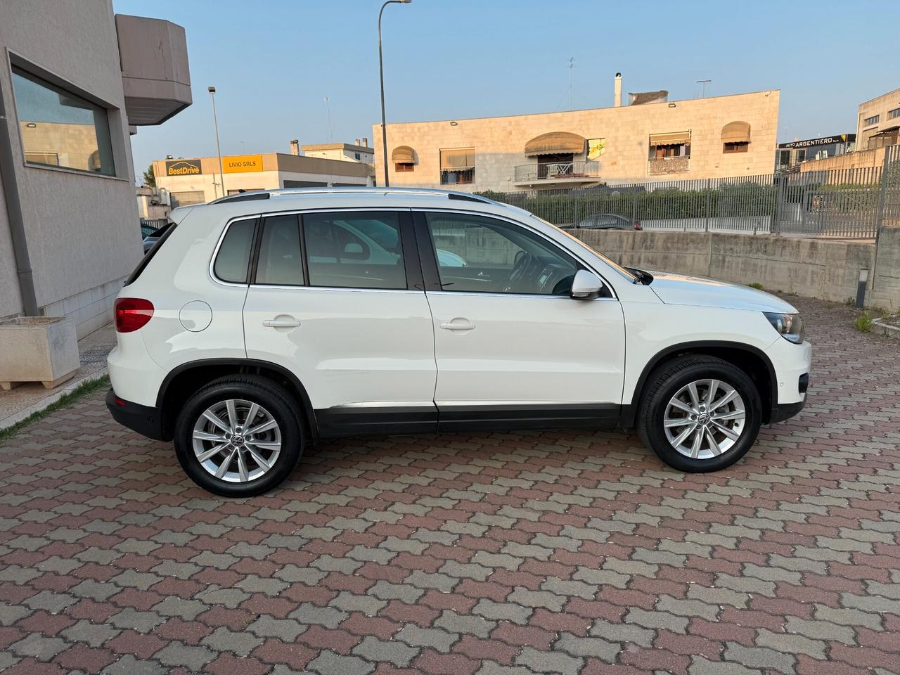 Volkswagen Tiguan 2.0 TDI 140 CV 4MOTION Sport & Style