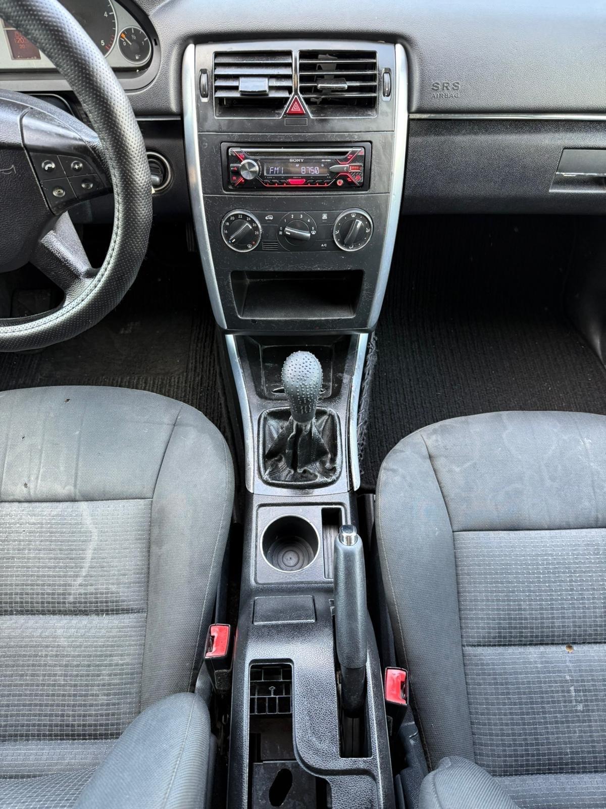 Mercedes B 200 - AUTO PER COMMERCIANTI