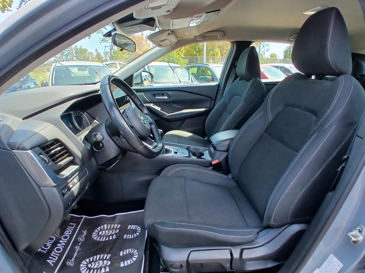 Nissan Qashqai MHEV 140 CV Business
