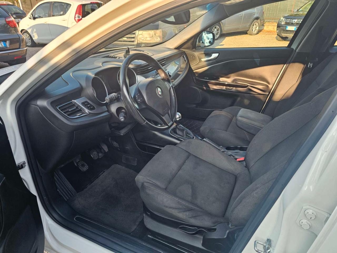 Alfa Romeo Giulietta 1.6 JTDm-2 105 CV Exclusive