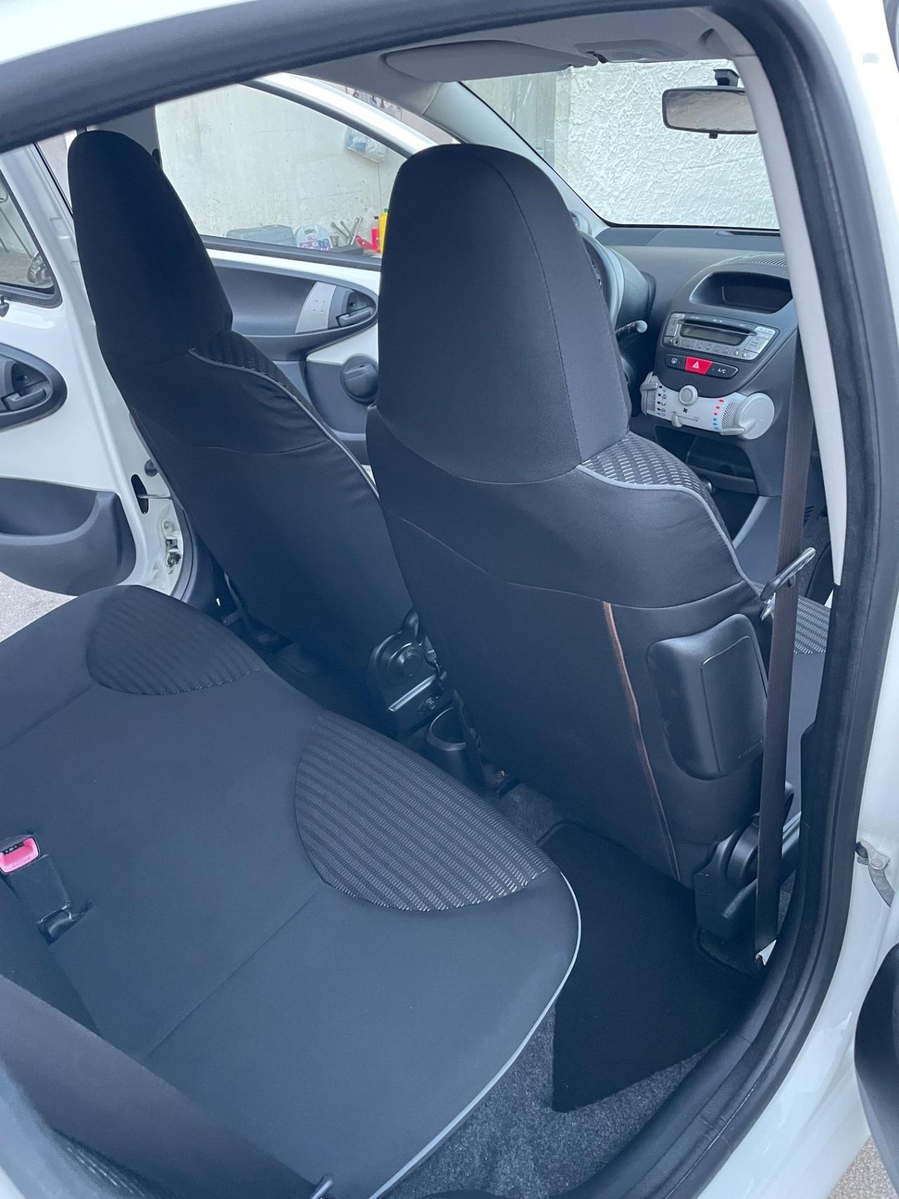 Peugeot 107 1.0 68CV 5p. Superga full optional dal nord Italia