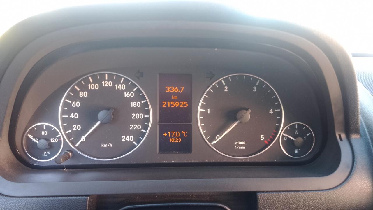 Mercedes-benz A 180 CDI AUTOM NEOP E5 11