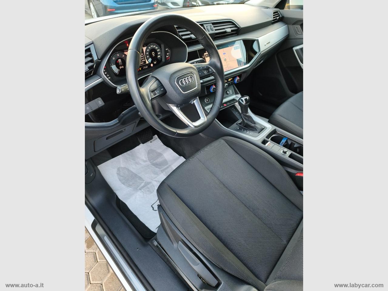 AUDI Q3 35 TDI S-TRONIC BUSINESS ADVANCED