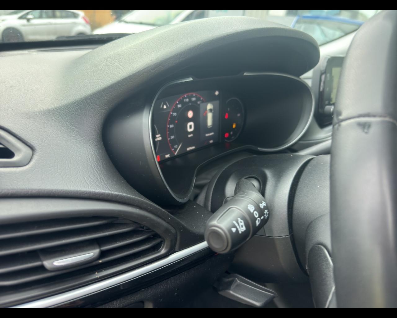 FIAT Tipo (2015-->) - Tipo 1.3 Mjt S&S SW Business