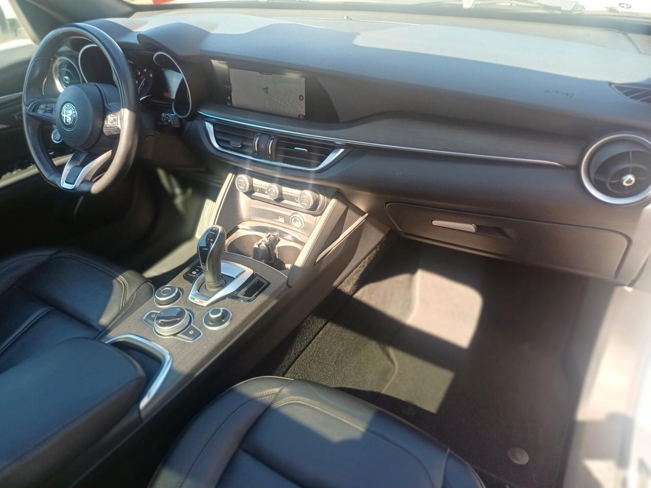 Alfa Romeo Stelvio 2.2 Turbodiesel 210 CV AT8 Q4 Veloce TETTO/PELLE/SEDILI RISCALDABILI/CAMERA/FULL OPTIONAL/