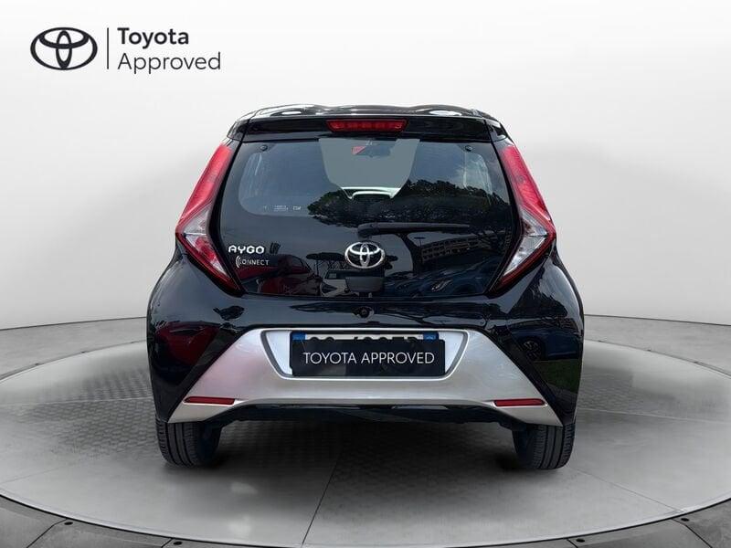 Toyota Aygo Connect 1.0 VVT-i 72 CV 5 porte x-play