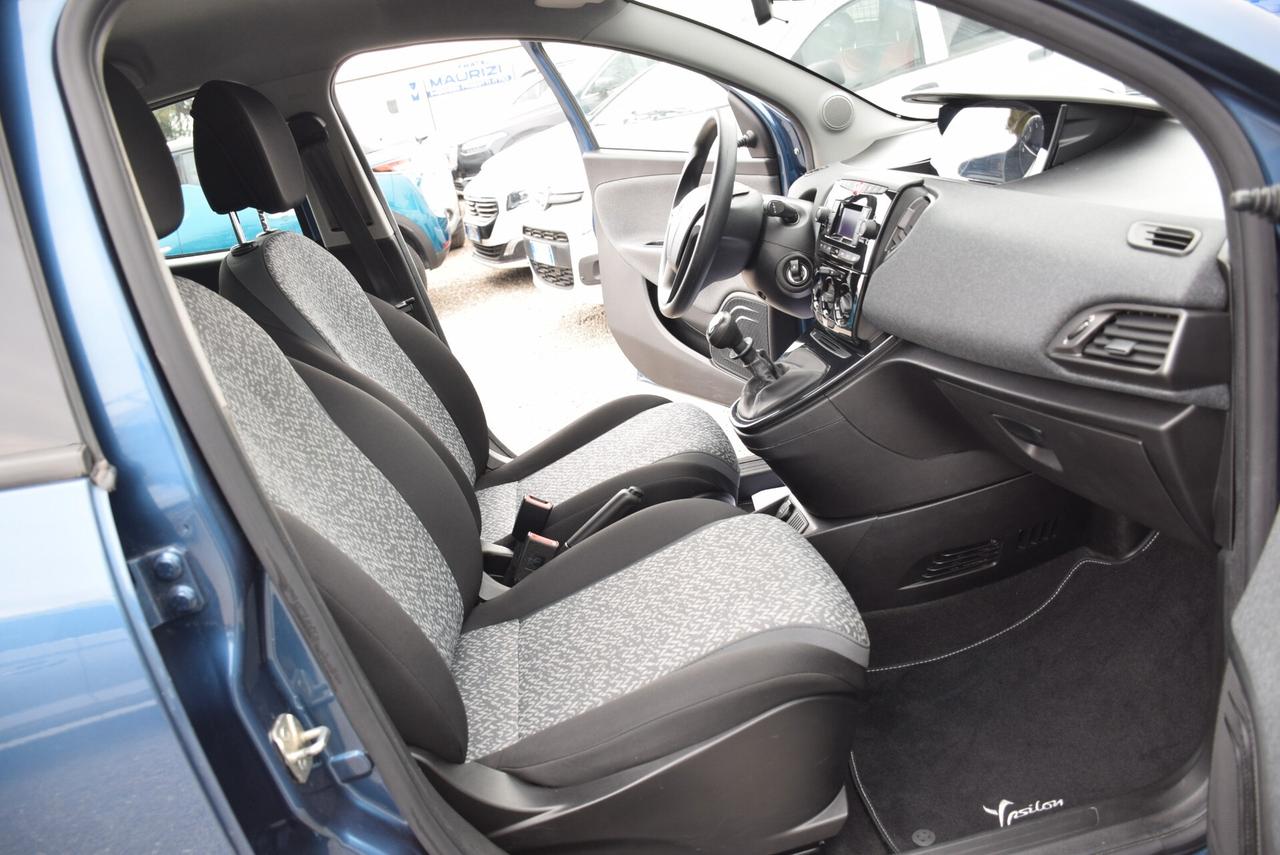 Lancia Ypsilon ALBERTA FERRETTI 1.0 HYBRID FireFly 5 posti CLIMA LED BT NEOPATENTATI