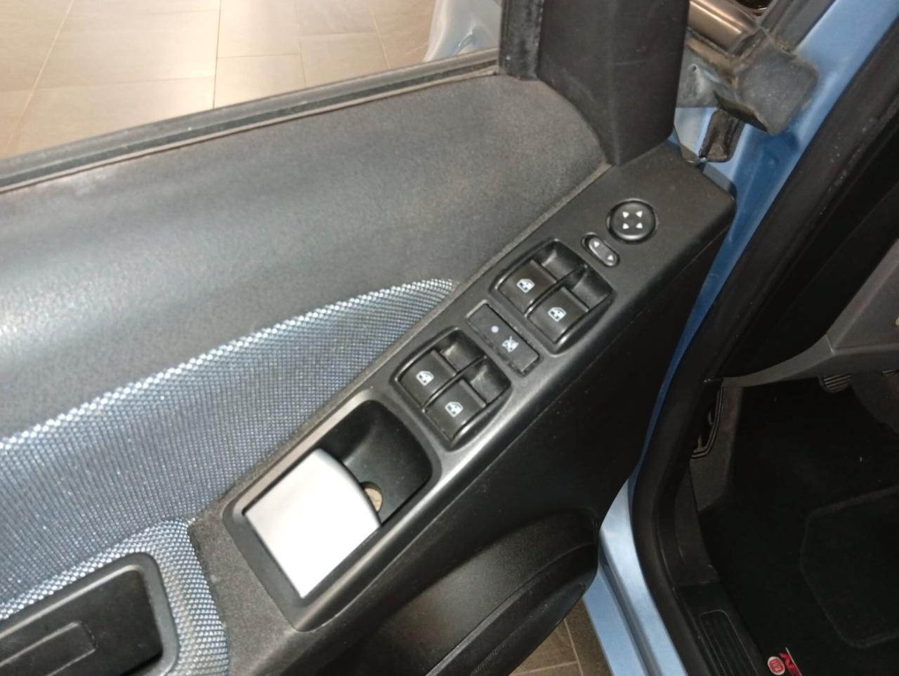 Fiat Idea 1.3 Multijet 16V 90 CV BlackEnergy