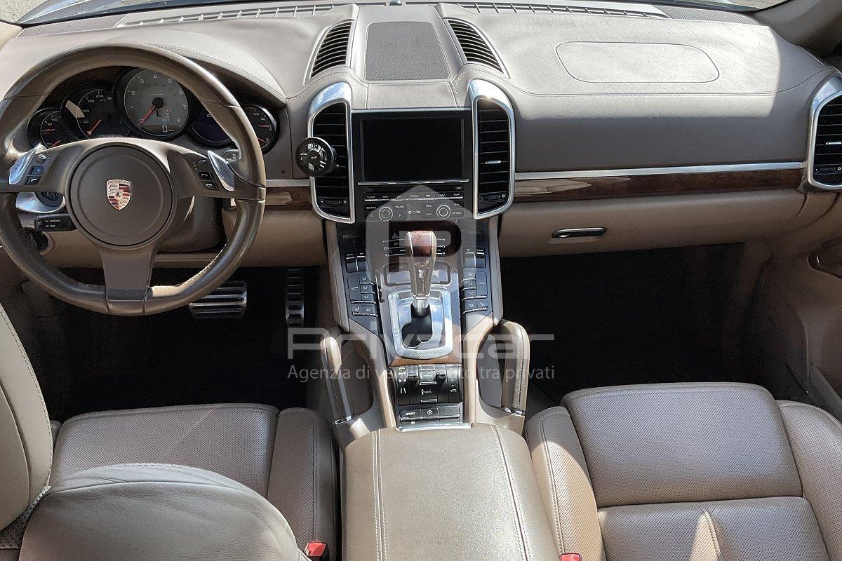 PORSCHE Cayenne 4.8 S
