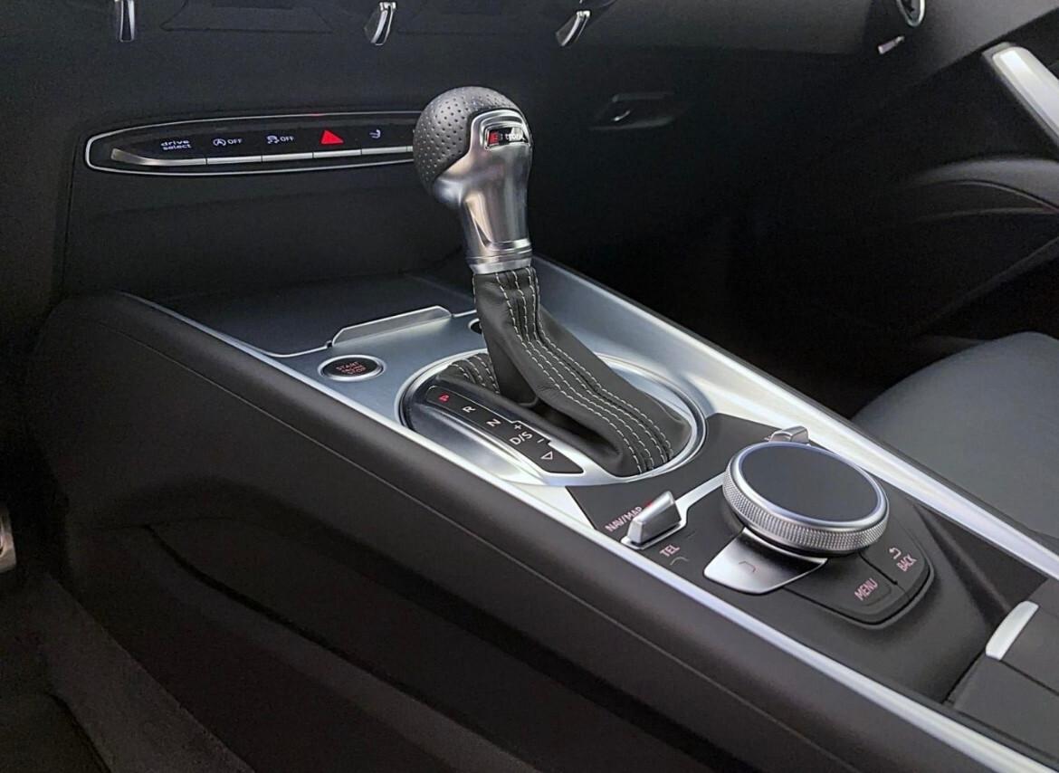 Audi TT Coupe 45 TFSI S LINE