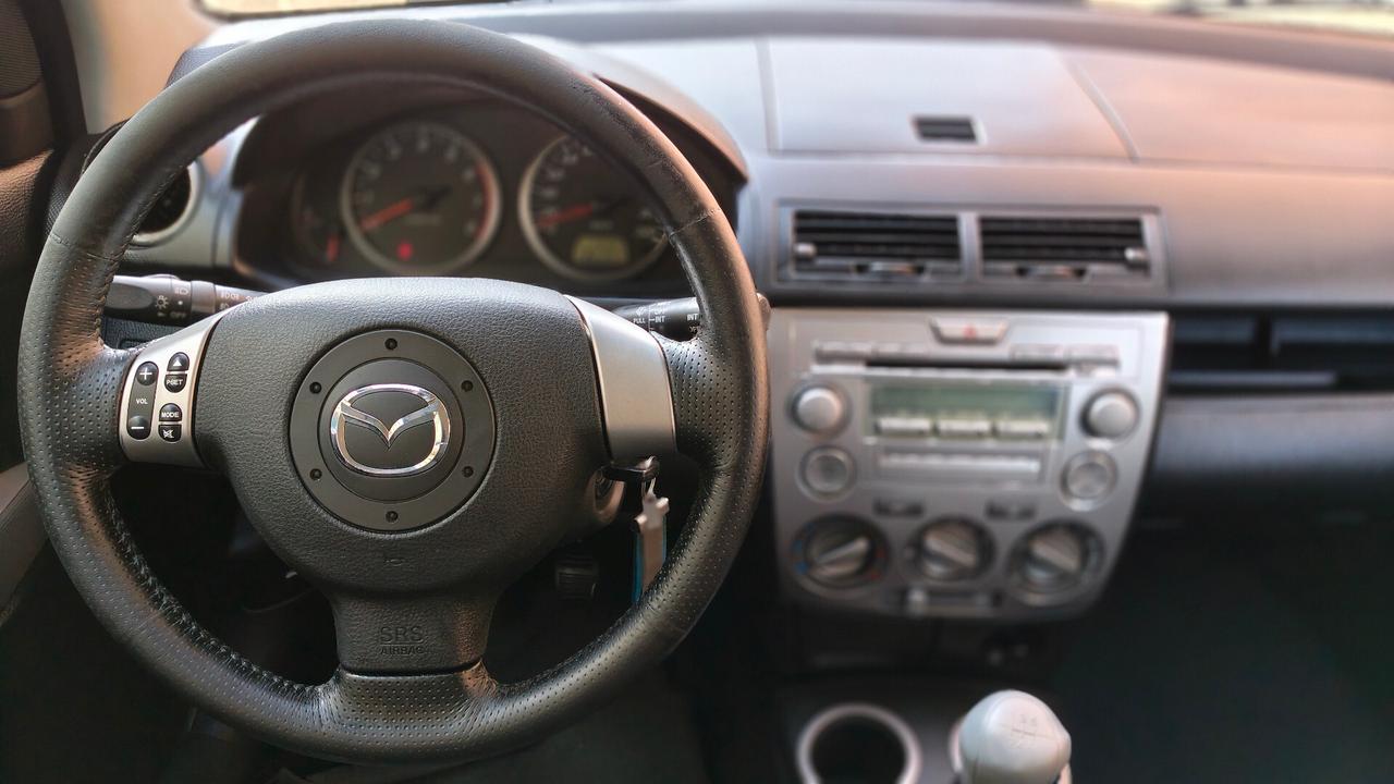 Mazda 2 1.2 16V 5p. Cub