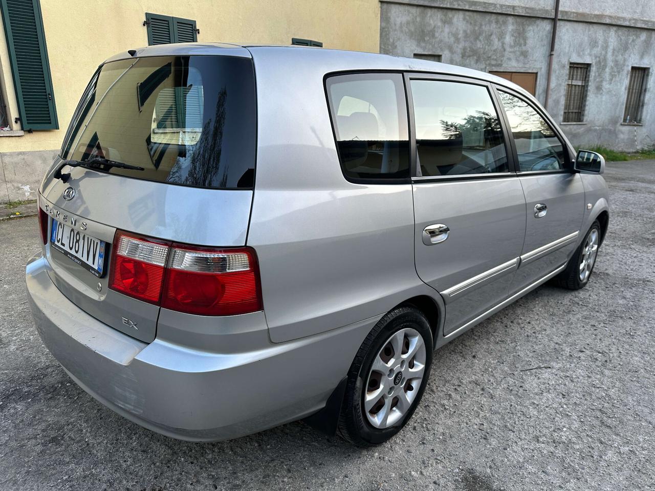 Kia Carens 1.8 16V EX Top