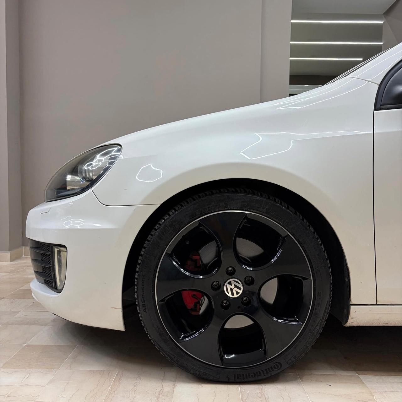 Volkswagen Golf GTI 2.0 TSI 5p.