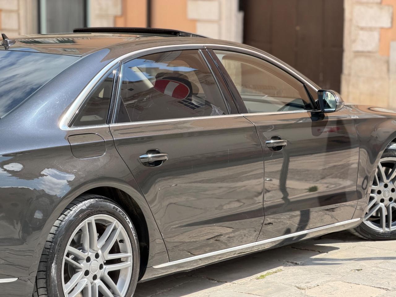 Audi A8 L 3.0 TDI 262 CV QUATTRO TIPTRONIC TETTO MATRIX VETILATI