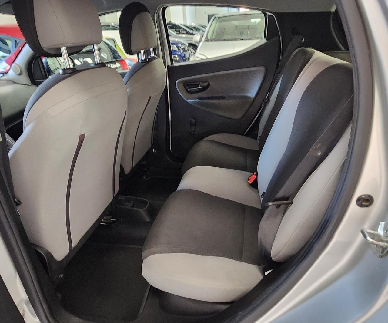 Lancia Ypsilon BENZ/METANO 85CV