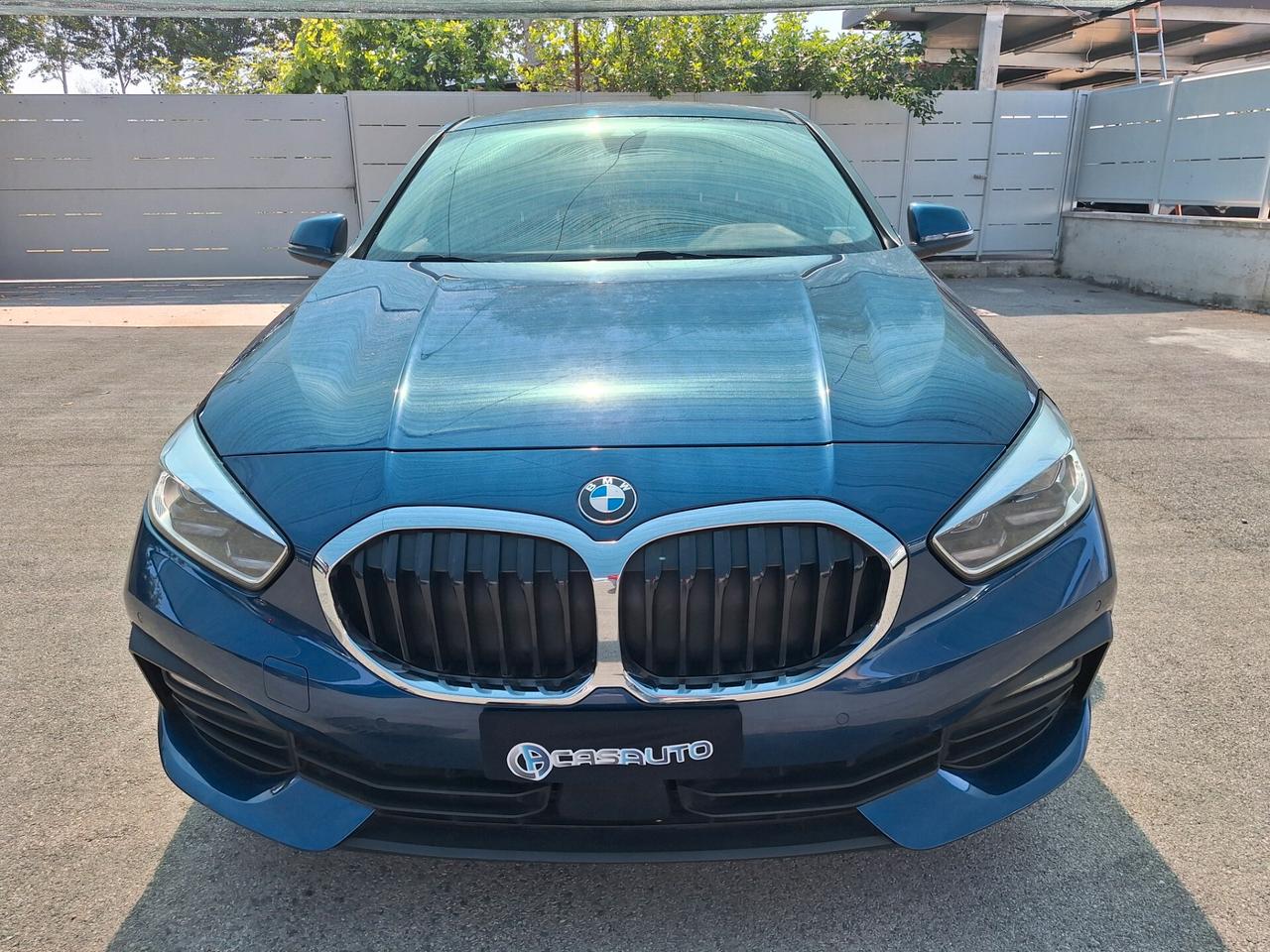 Bmw 116d 5p. Business Advantage NAV+RETROCAM - 2021