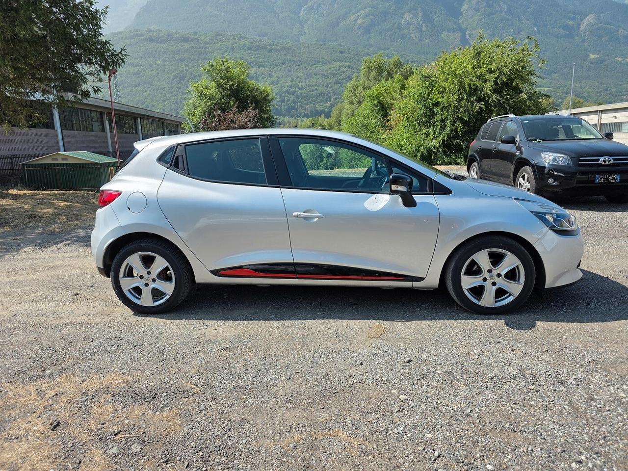 Renault Clio 1.5 dCi NEOPATENTATI