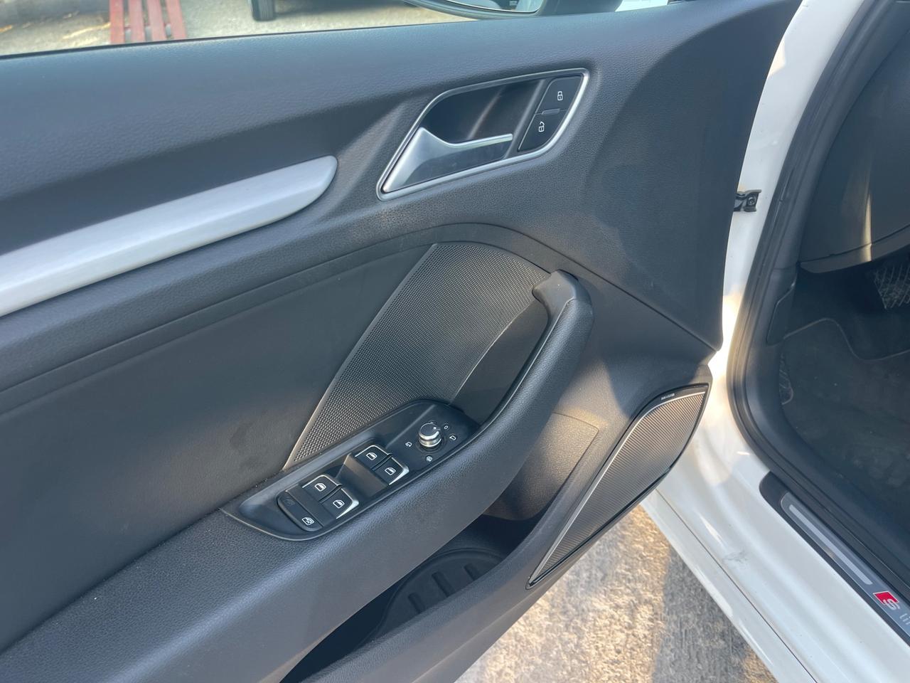 Audi A3 8V SPB S Line S Tronic 1.6 TDI 110cv