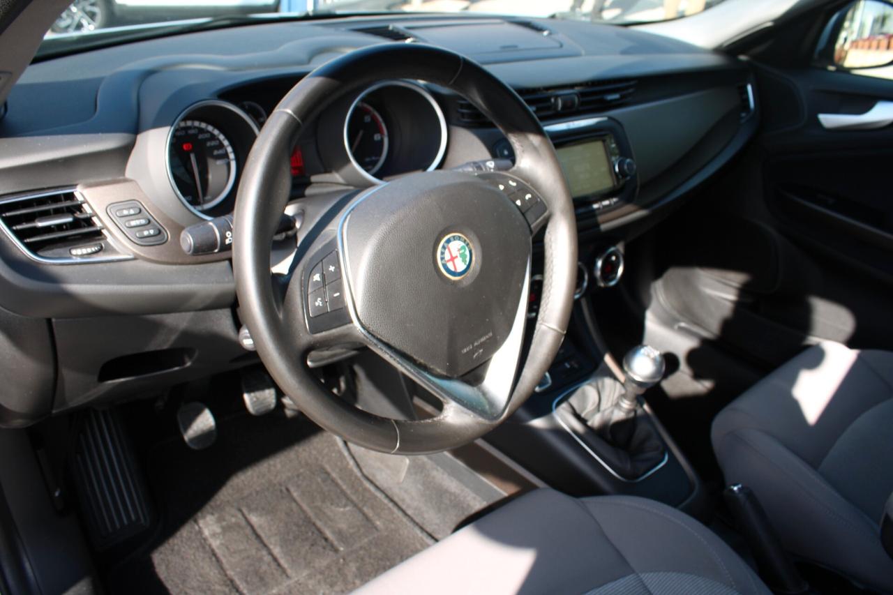 Alfa Romeo Giulietta 1.6 JTDm-2 105 CV Exclusive