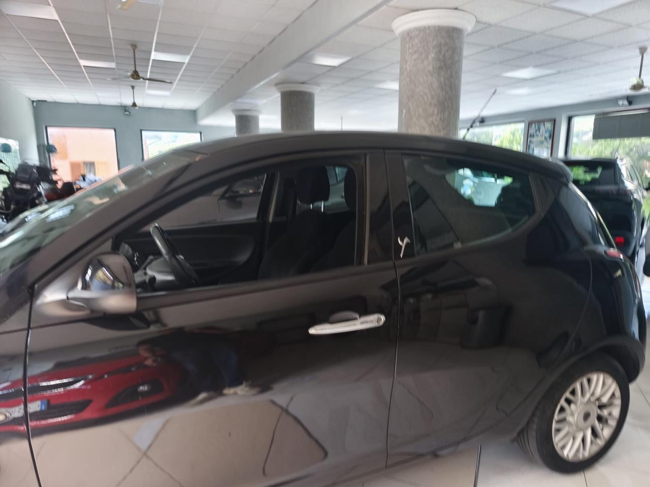 Lancia Ypsilon 0.9 TwinAir 85 CV 5 porte S&S DFN Gold 51000KM!!!