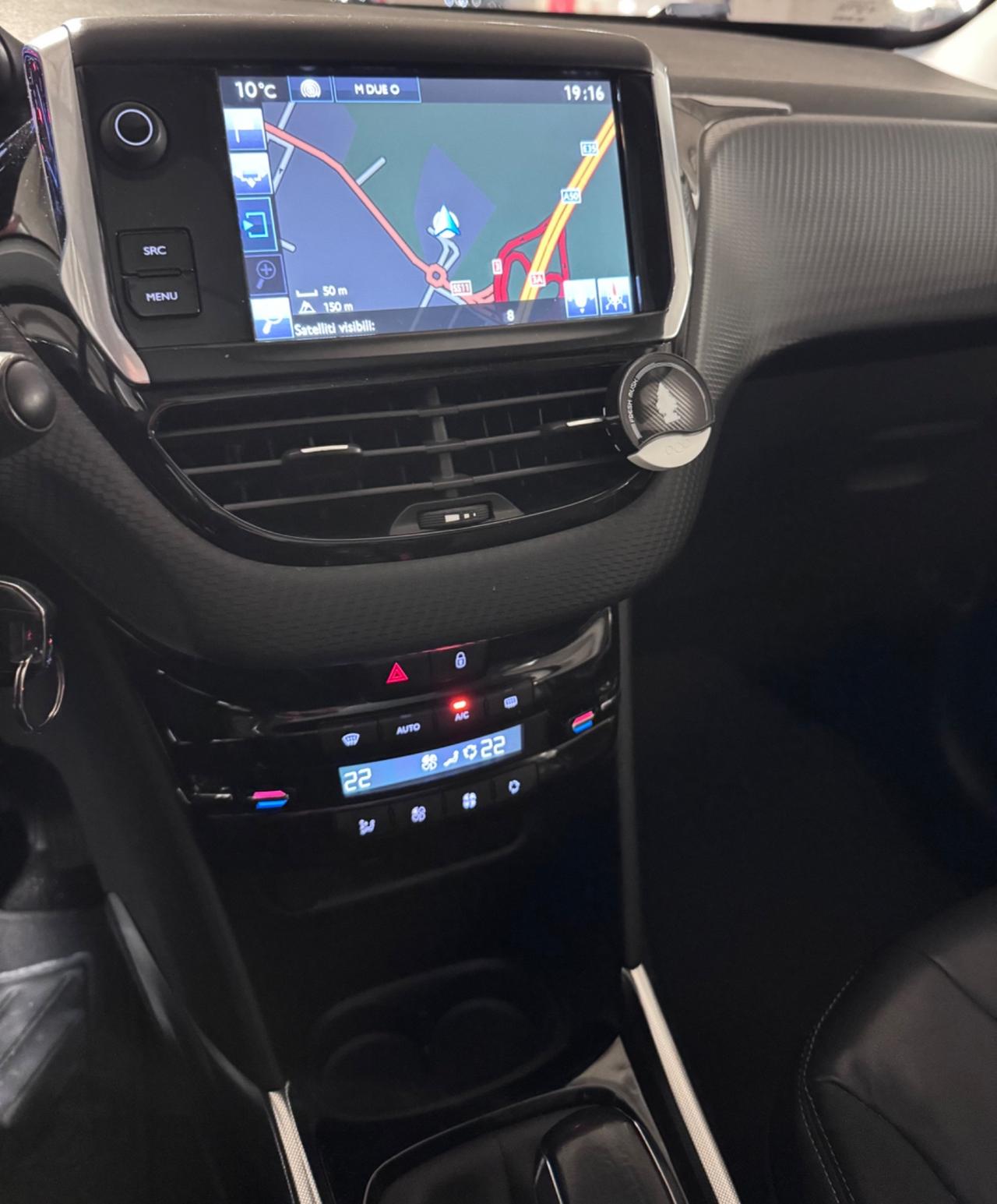 Peugeot 2008 1.6 VTi 120CV Allure