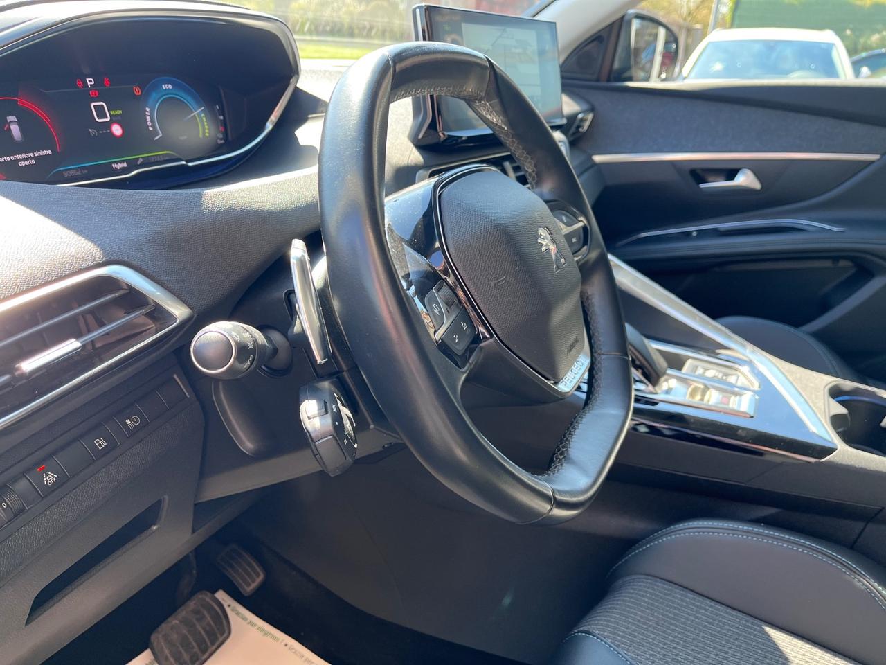 Peugeot 3008 Hybrid 225 e-EAT8 Allure